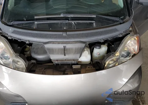 2013 Smart Fortwo Pure z USA, uszkodzony, nr VIN WMEEJ3BA6DK659402